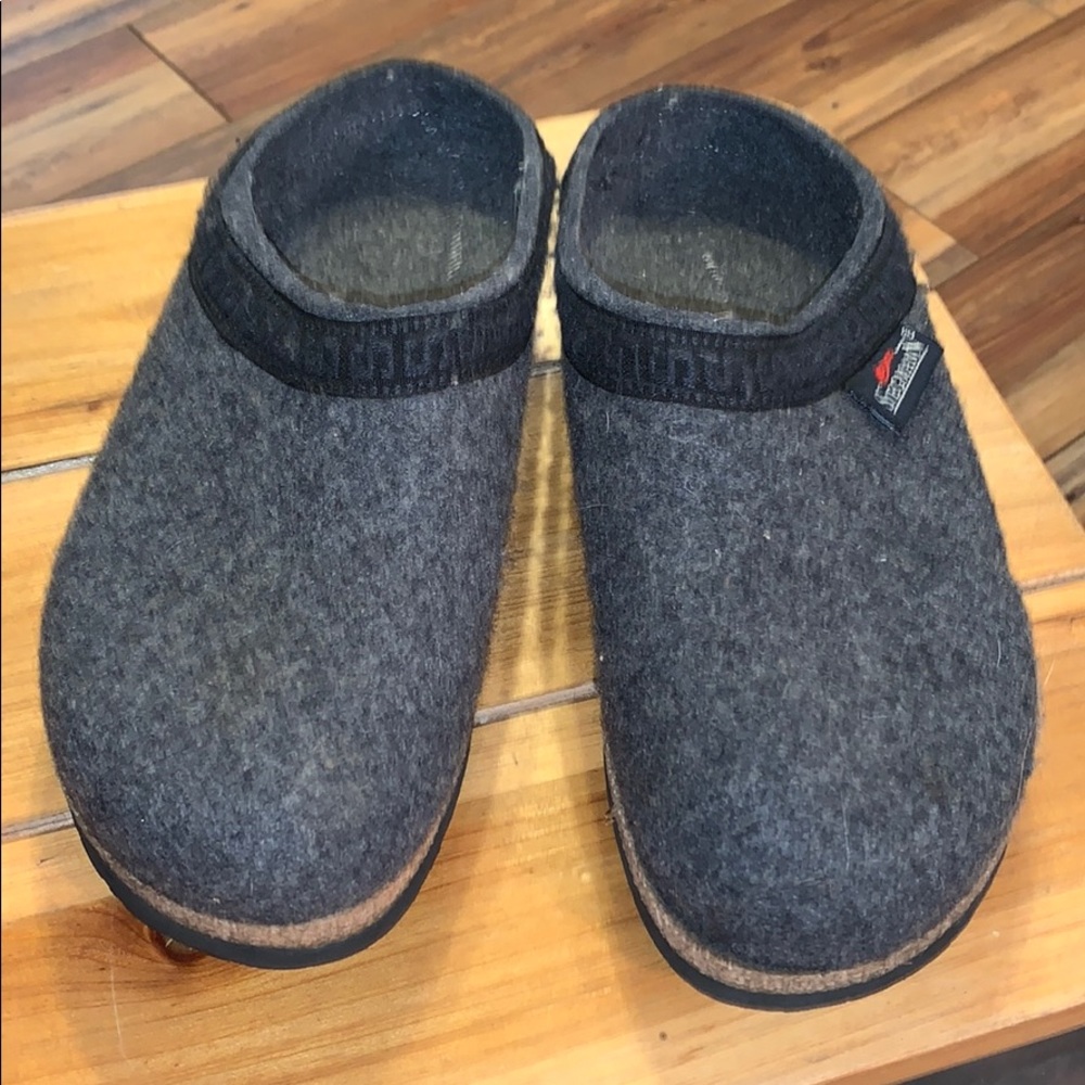 Stegman clogs